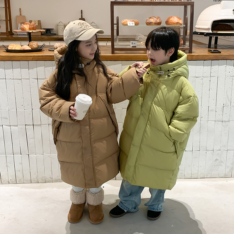 Children's Clothing Over The K - Winter Clothing Activity avis et prix