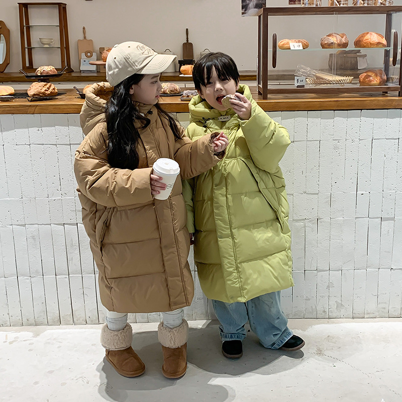 Children's Clothing Over The K - Winter Clothing Activity avis et prix